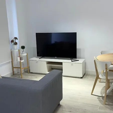 A 50 Metros De La Plaza Del Charco, Apartament *